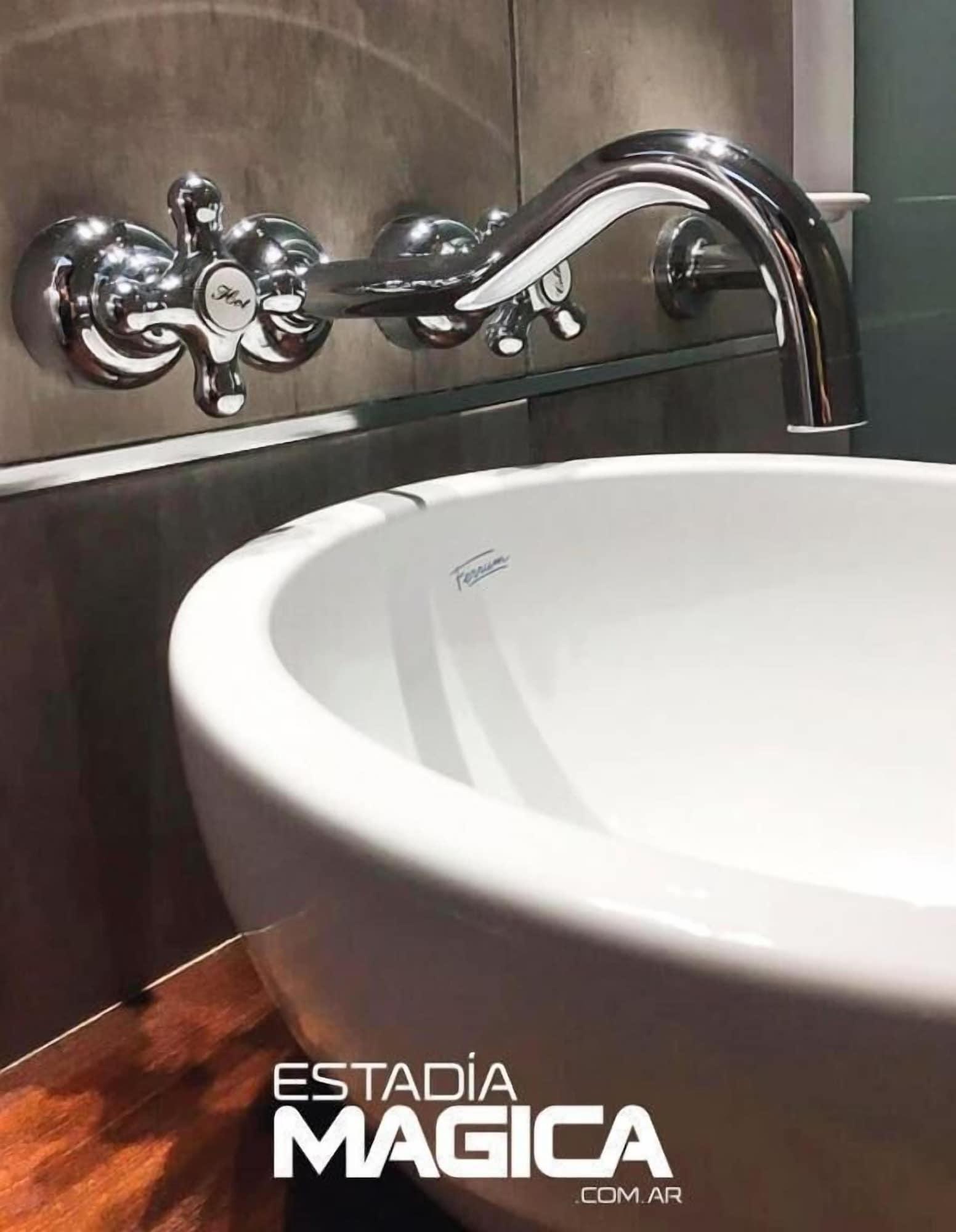 Equipamiento de Habitación Hotel Termas Lahuen Có