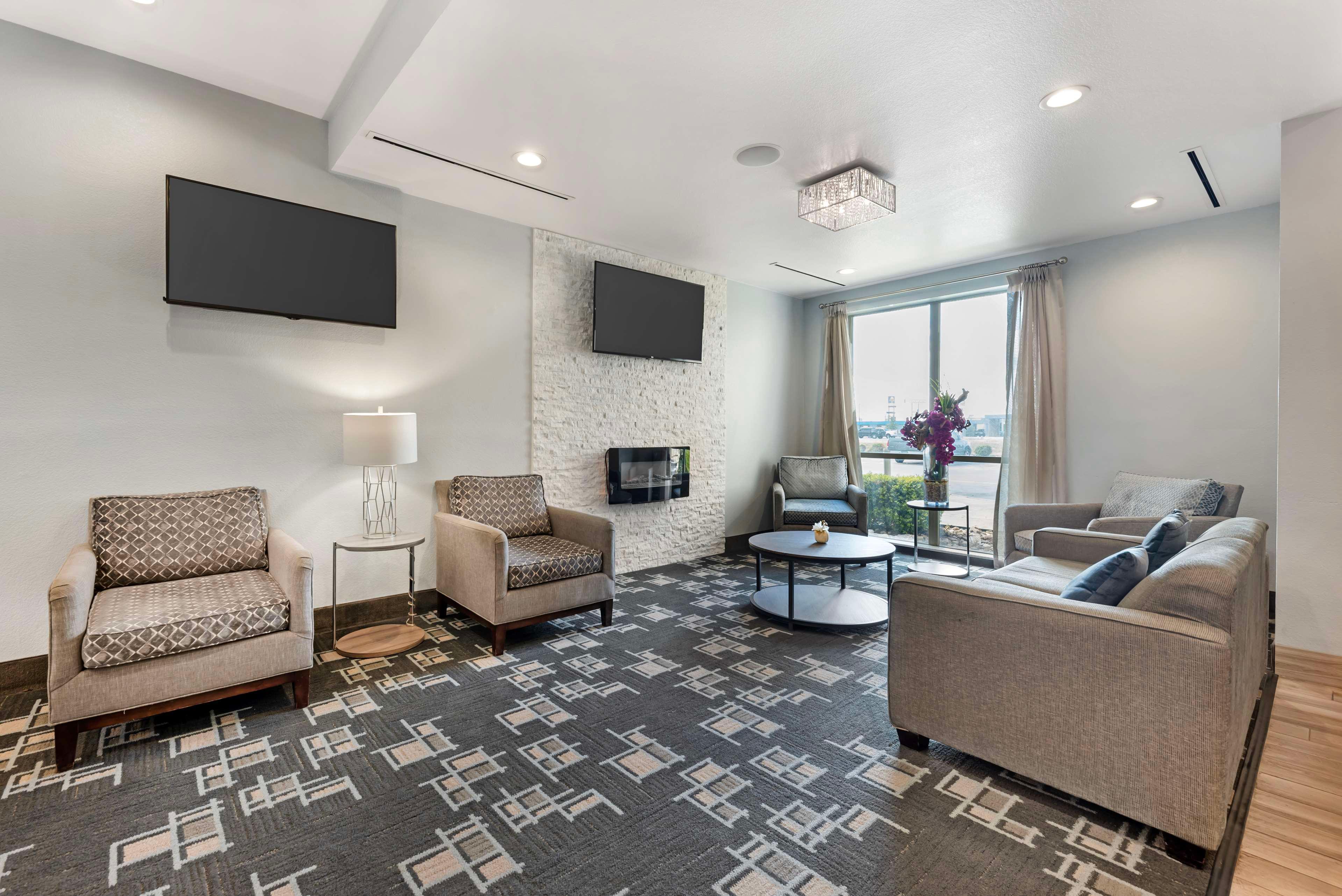 Vista Lobby Best Western Plus Buda Austin Inn & Suites