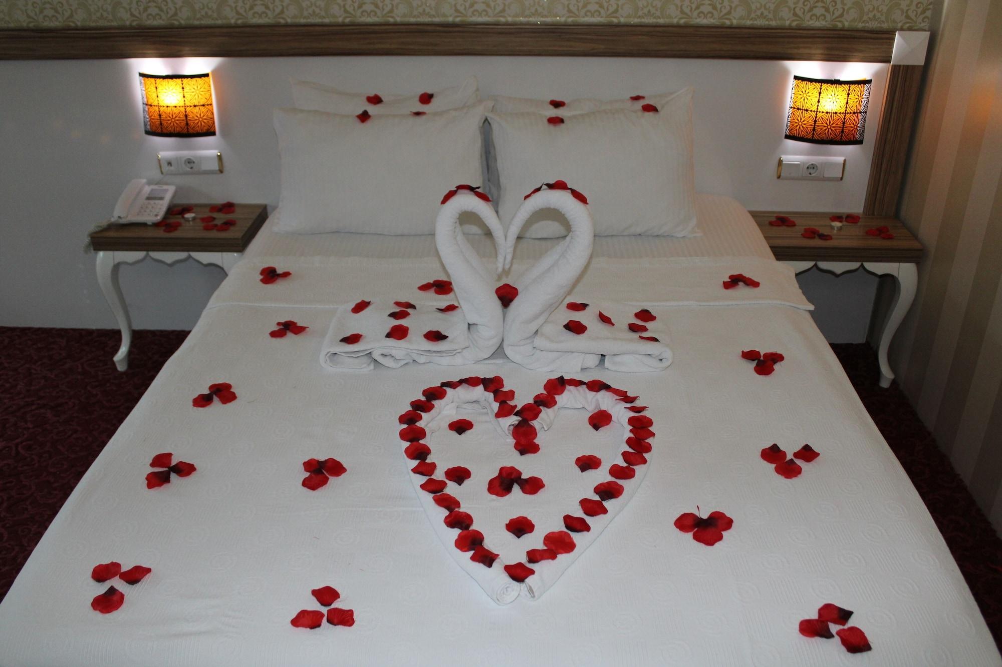 Varios RMS Atlas Otel