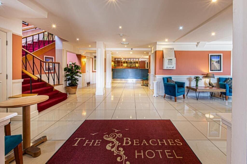 Vista Lobby Beaches Chalets