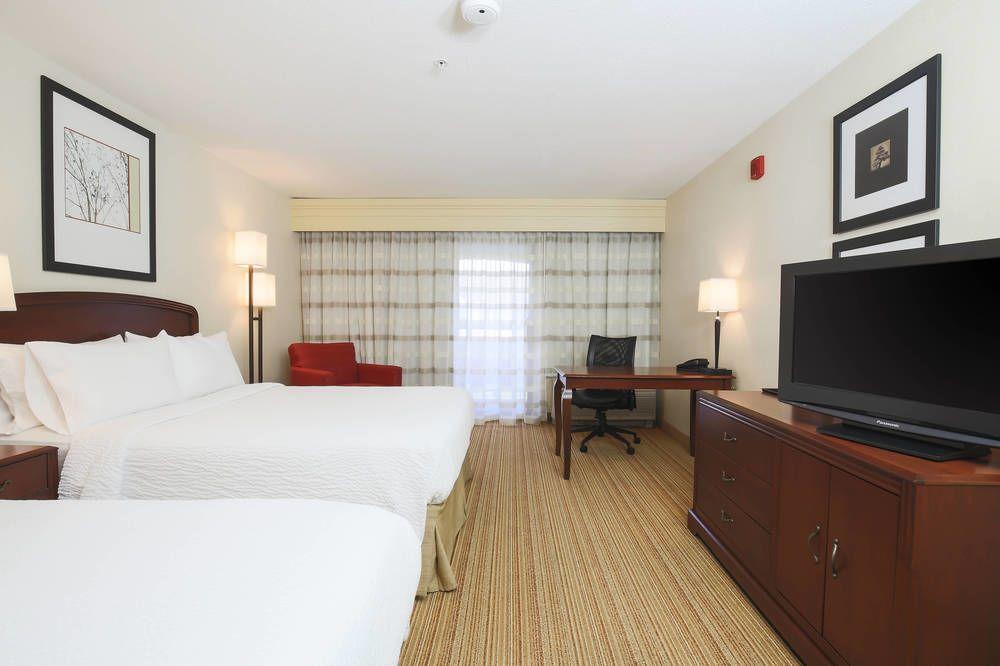 Habitación Courtyard by Marriott Salinas Monterey