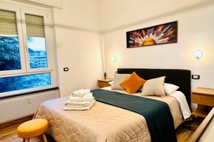 Alquiler Vacacional - Lombardo's Family - Huge Apartment 500m to Station + Private Free-Parking!