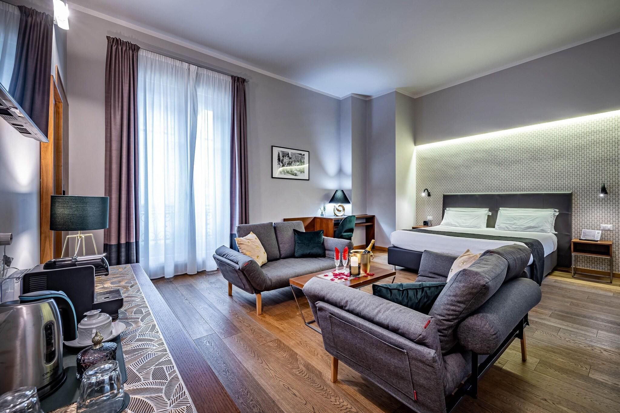 Varios Antico Centro Suites