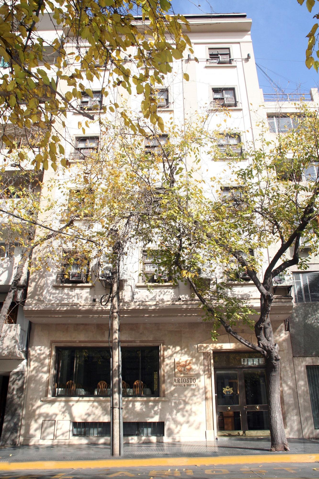 Vista Exterior Hotel Ariosto