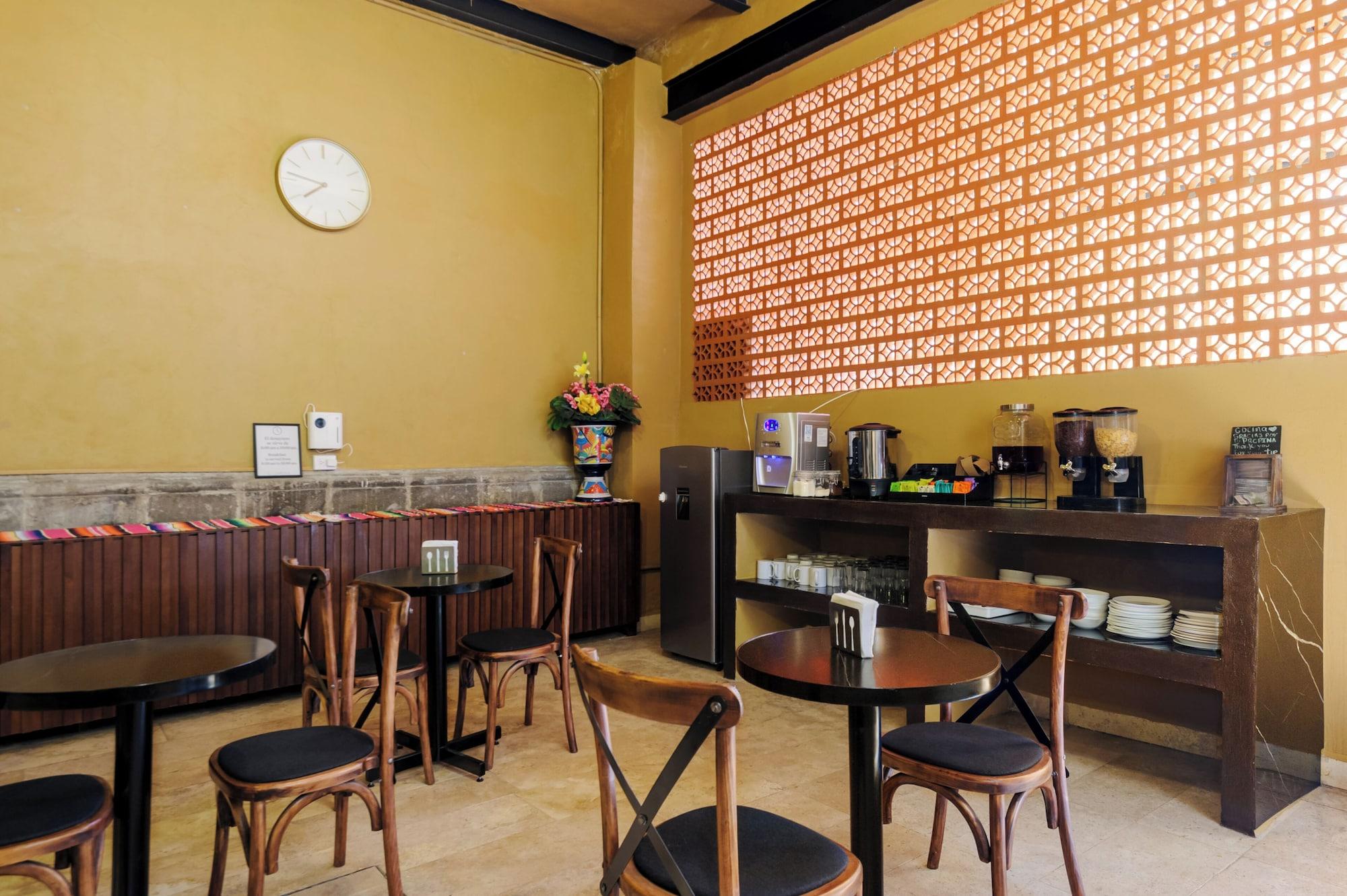 Restaurant Colmena Hotel CDMX Centro