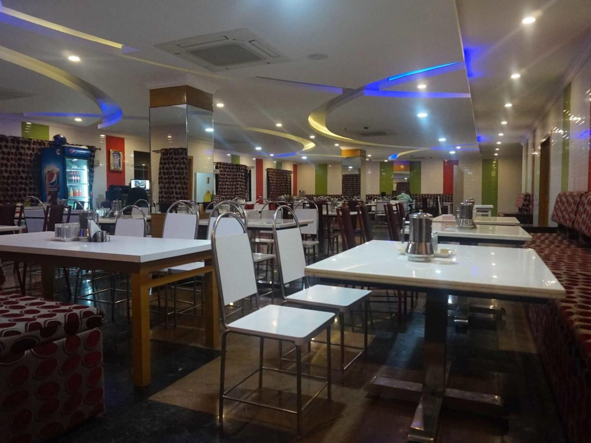 Restaurant Hotel PVK Grand