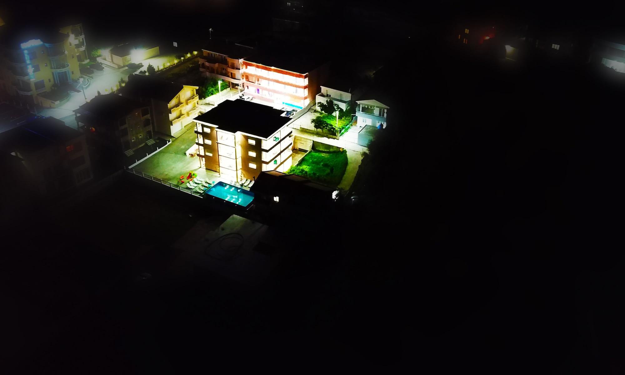 Vista Exterior Hotel Ajana