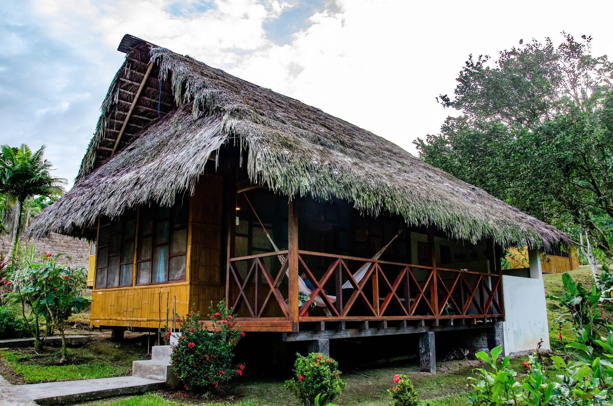 Vista Exterior YARINA Eco Lodge