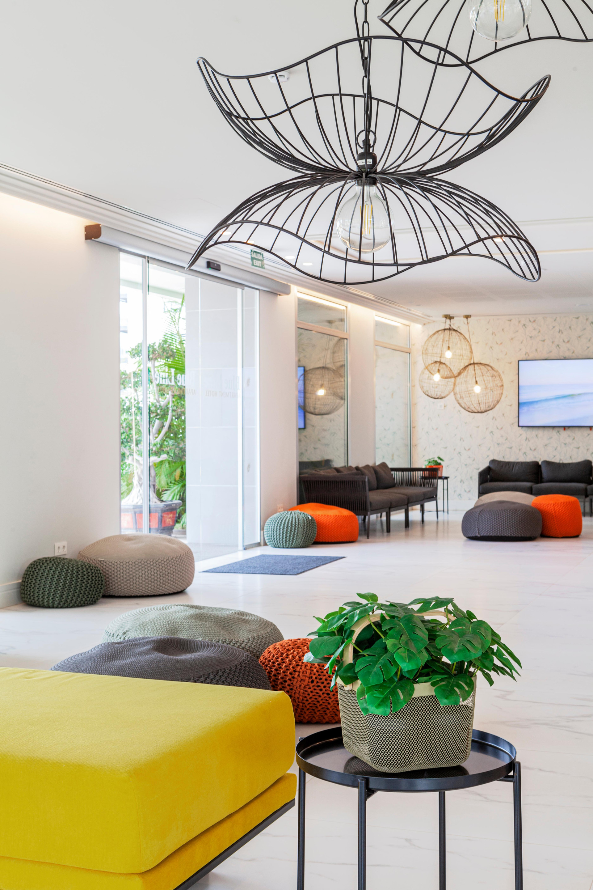 Vista Lobby Blueline Apartmenthotel