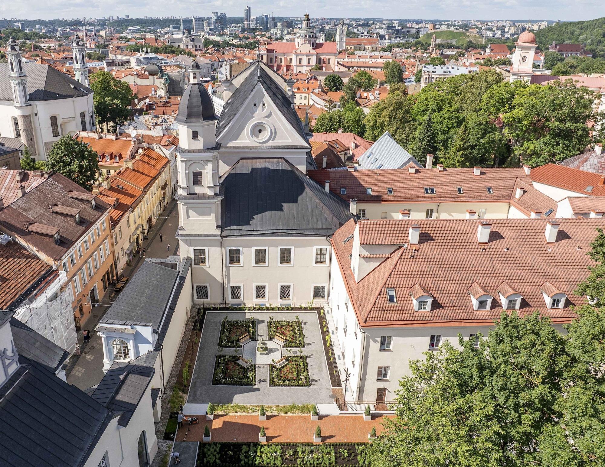 Vista Exterior Domus Maria