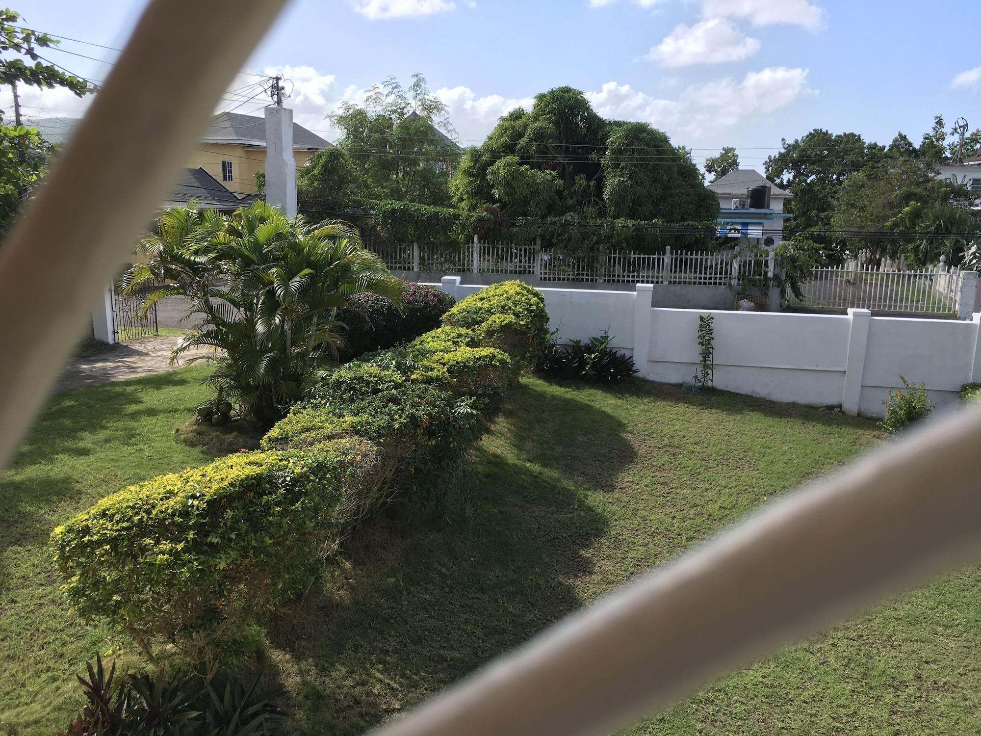 Vista Exterior Villa Edinburgh