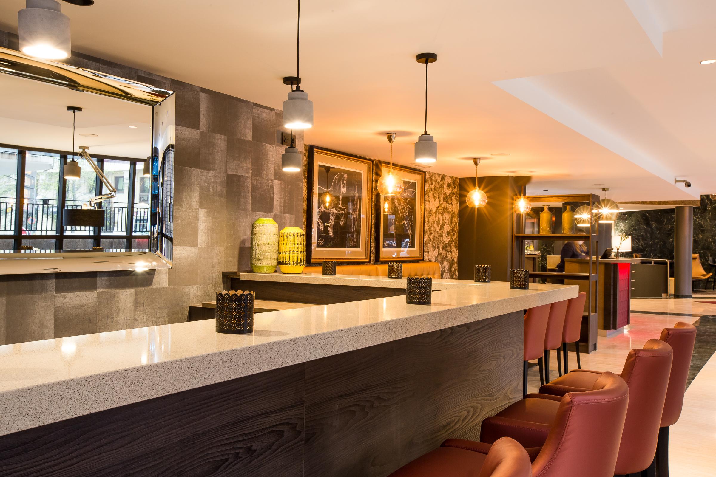 Bar/Salón Leonardo Hotel Madrid City Center