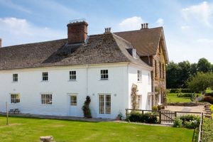 Alojamiento - Overtown Manor