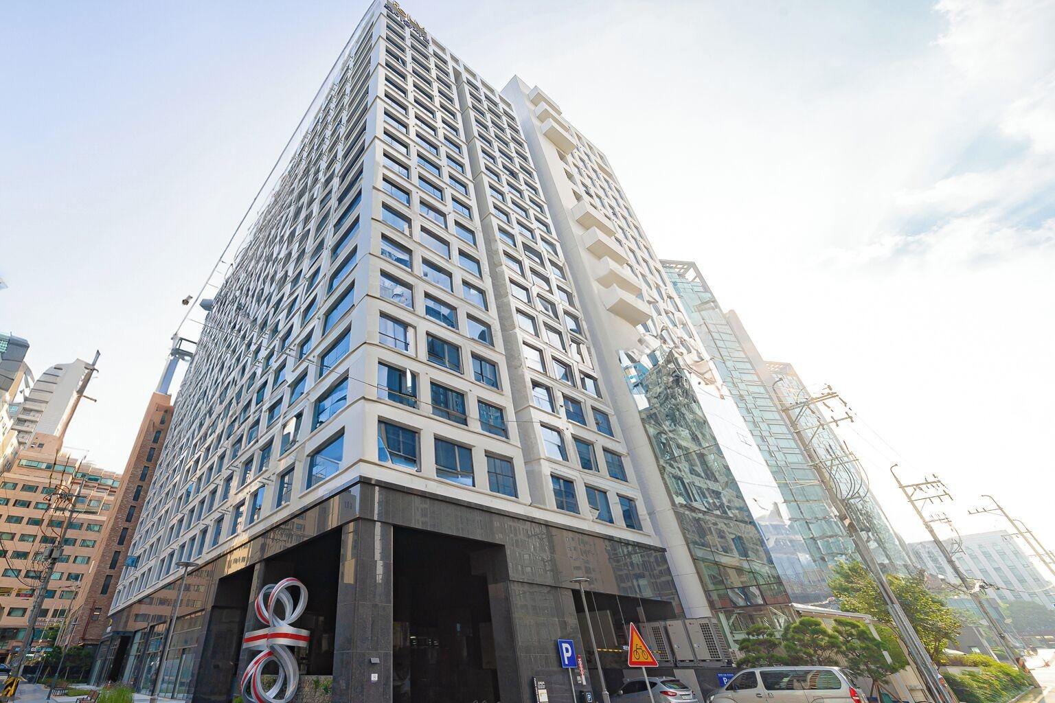Vista Exterior Le Collective Gangnam SAC ROIUM