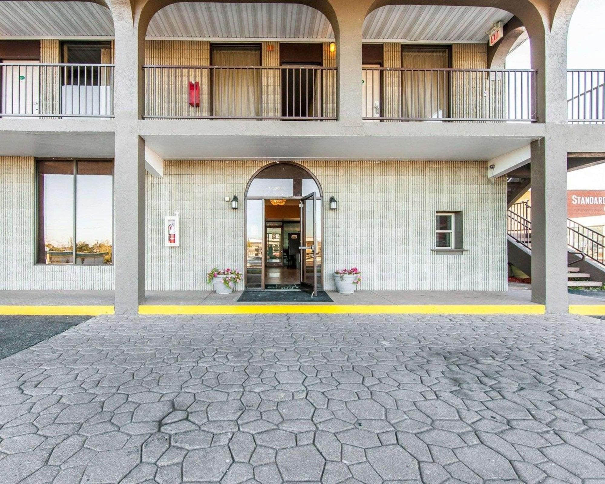 Vista Exterior Quality Inn