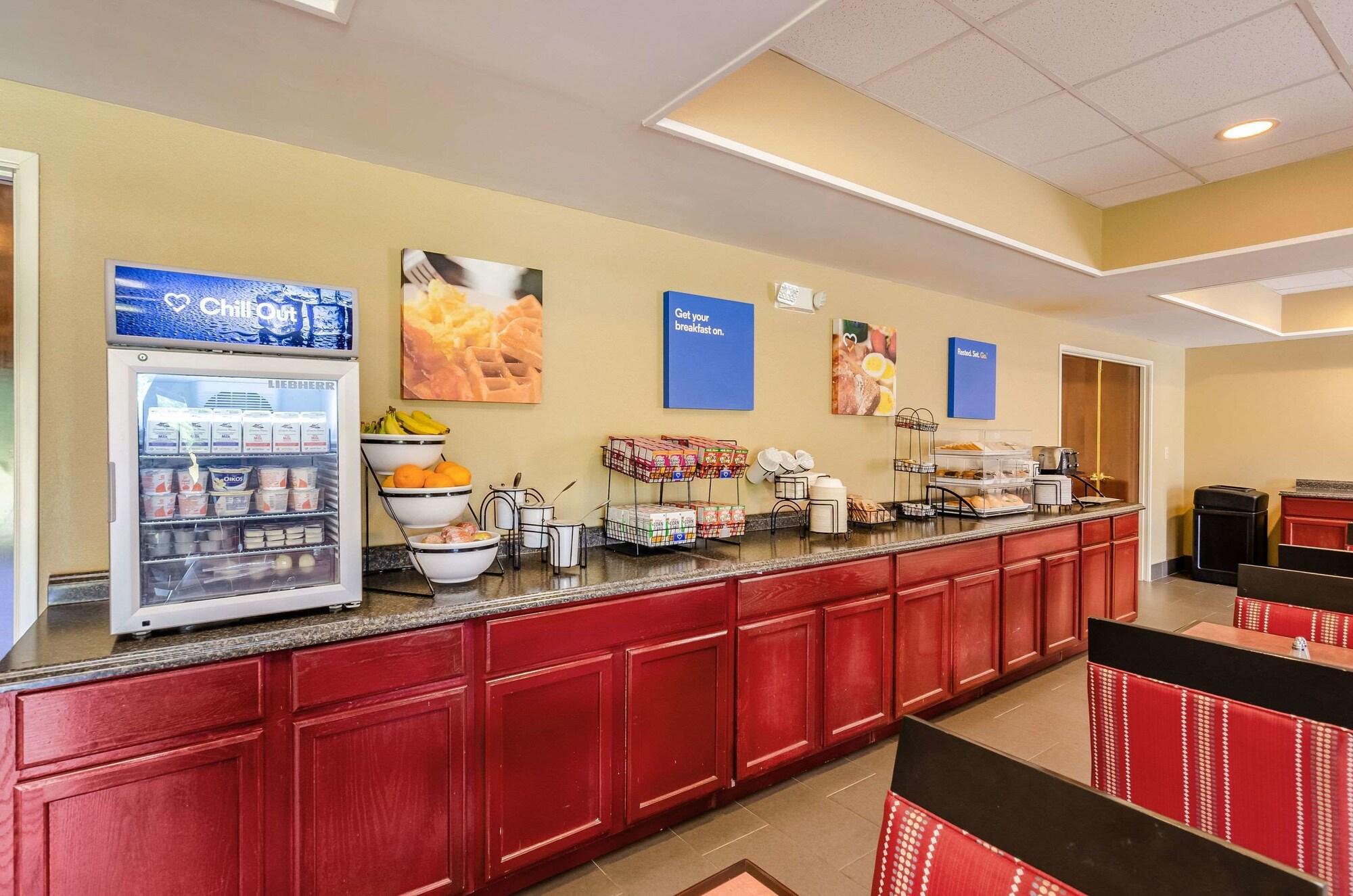 Restaurant Comfort Inn & Suites Christiansburg I-81