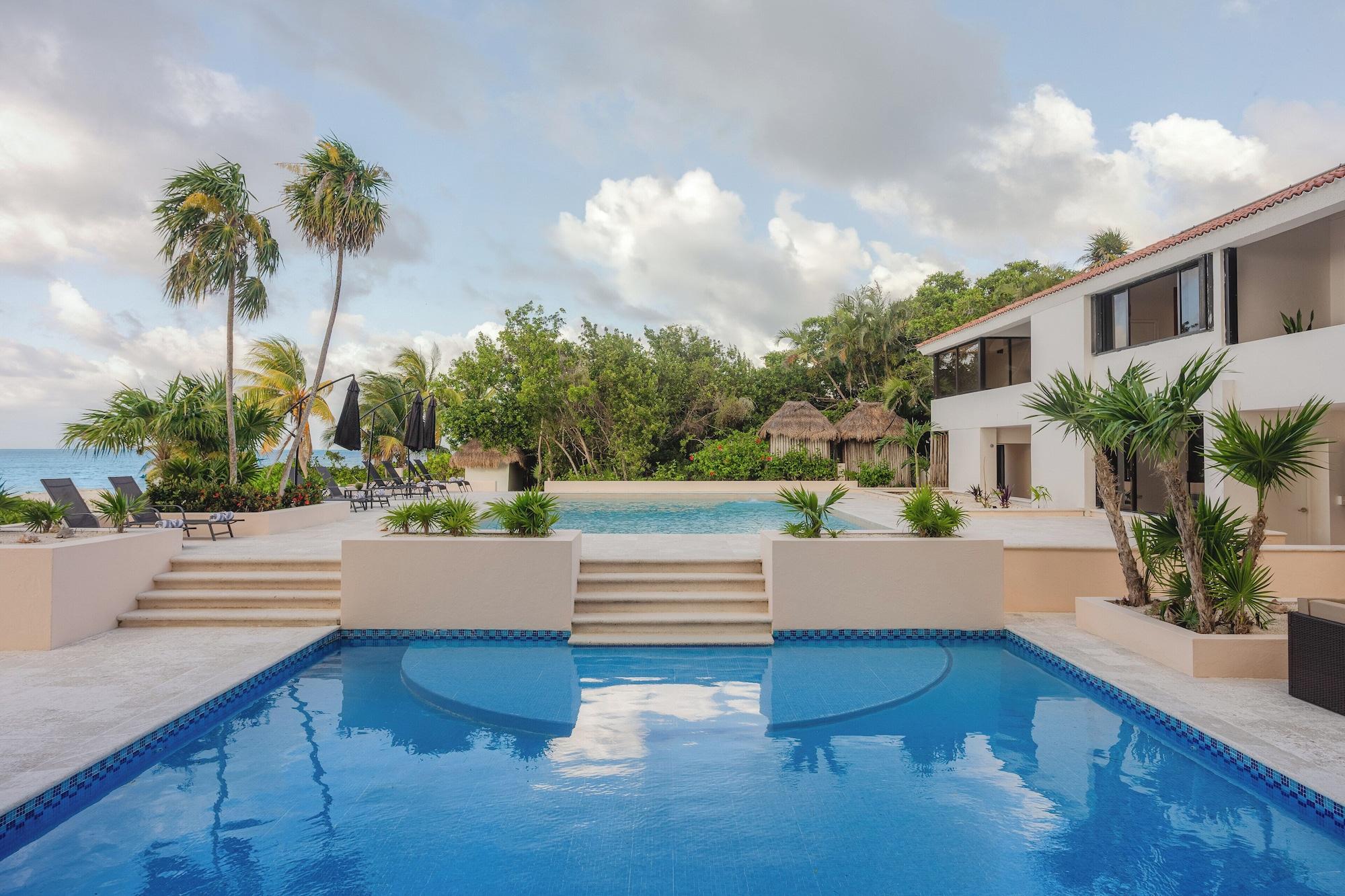 Vista Piscina Casa playa cozumel