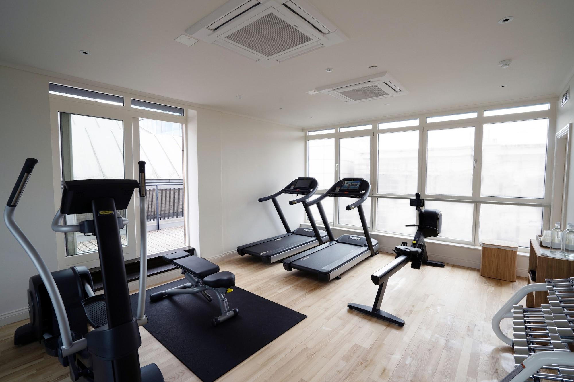 Gimnasio The Roseate Reading