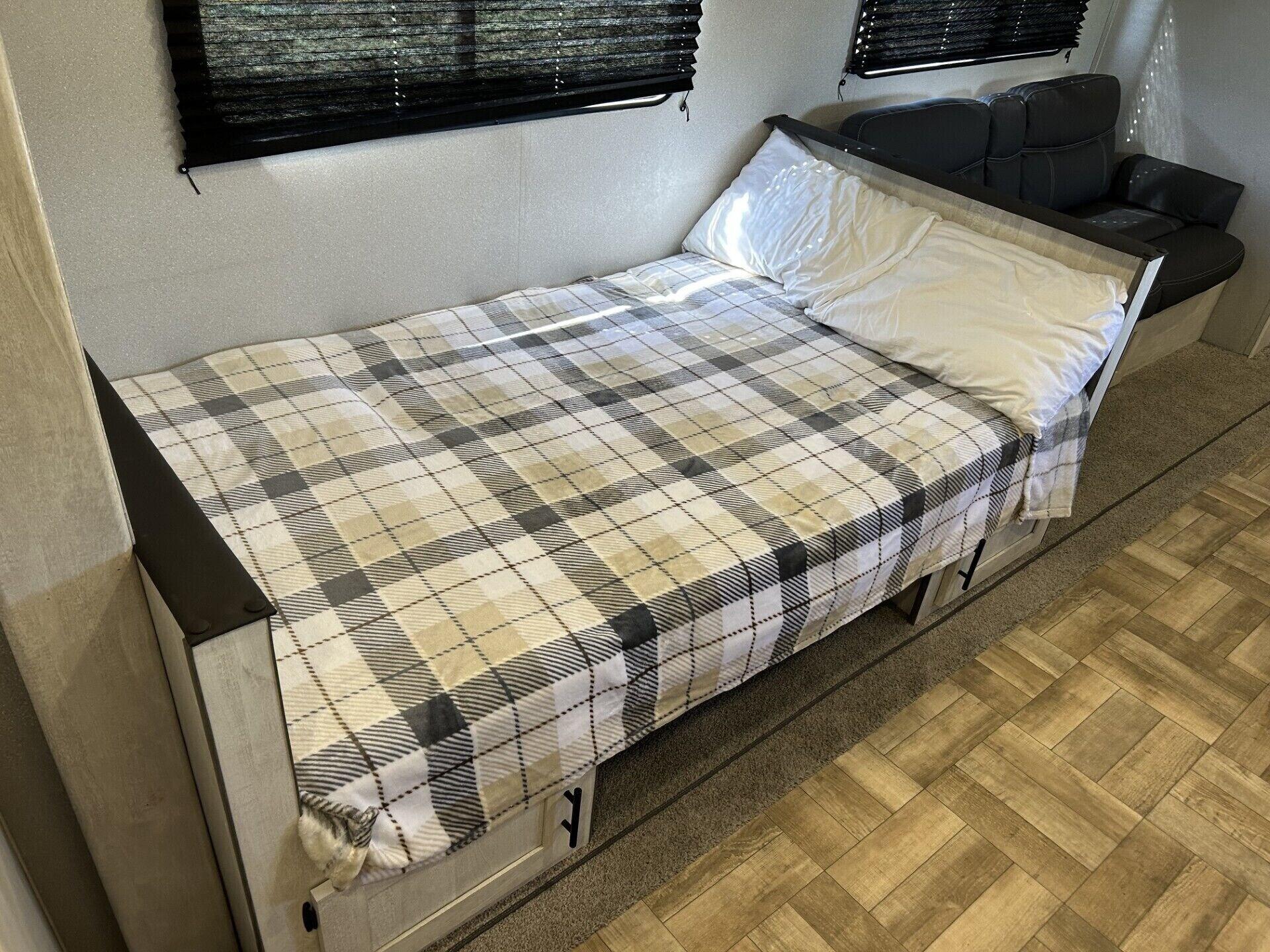 Set de Habitación Oasis Lake Buchanan