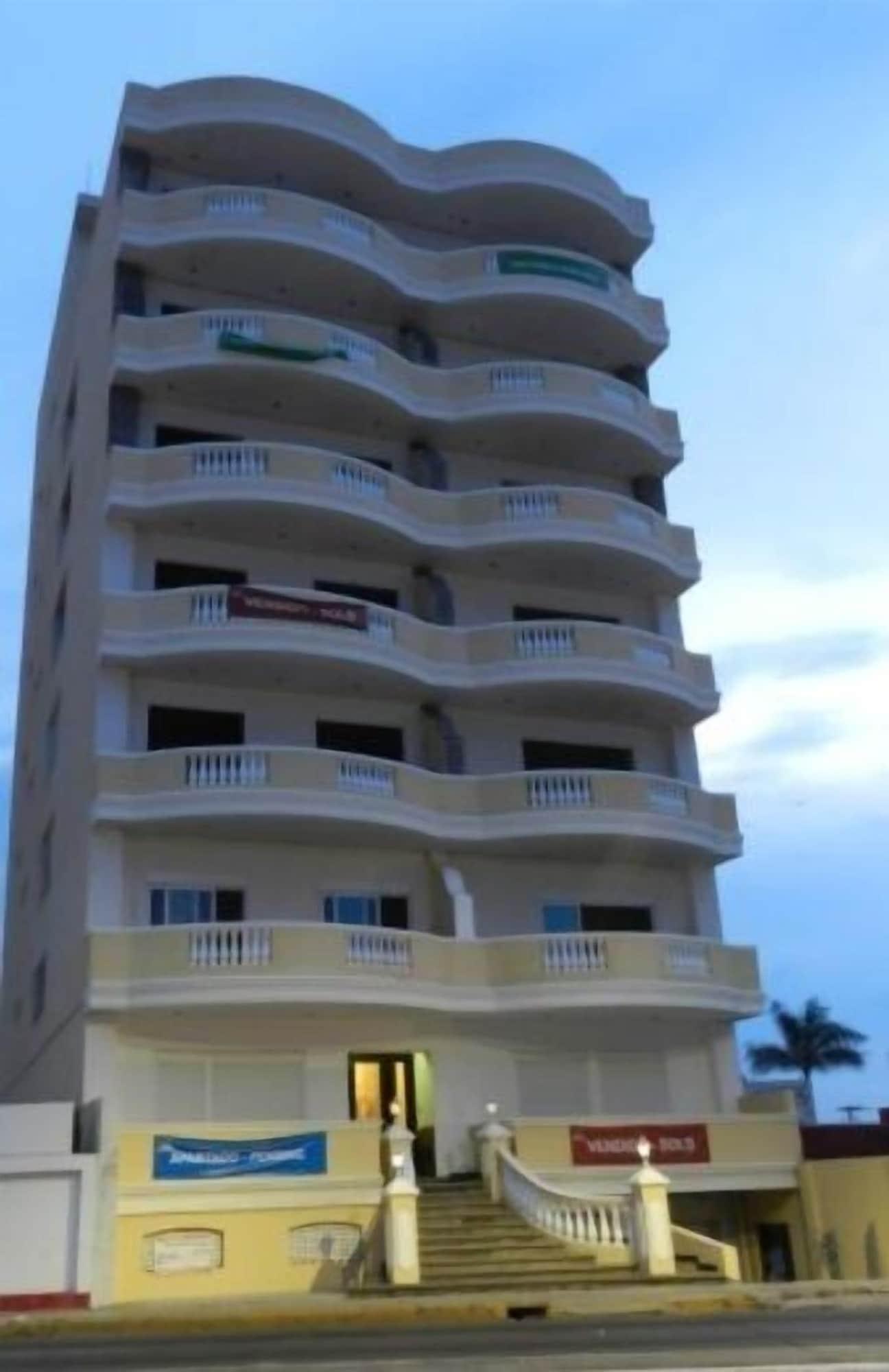 Varios Condo Ari 620