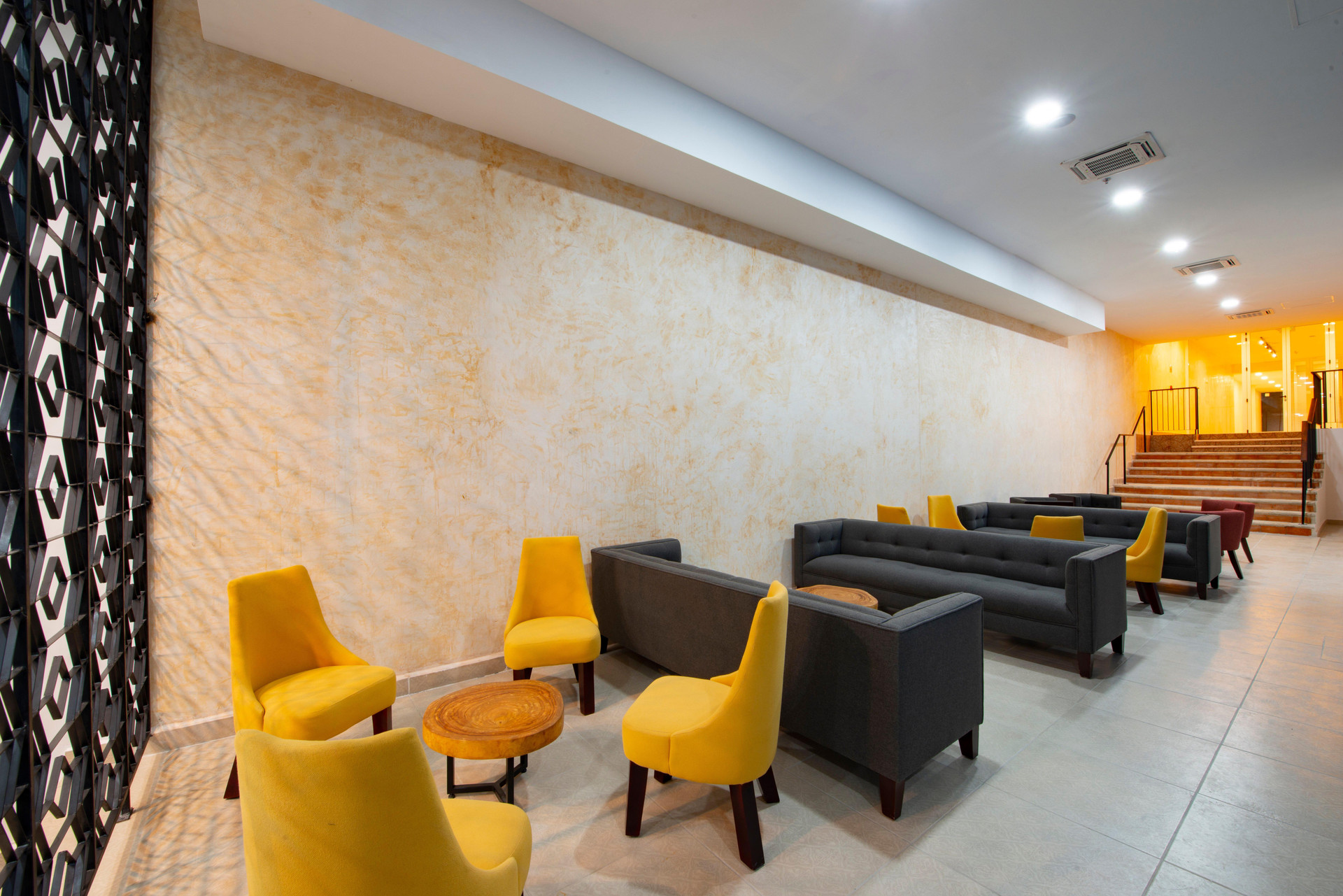 Vista Lobby Holiday Inn Express Merida Centro by IHG