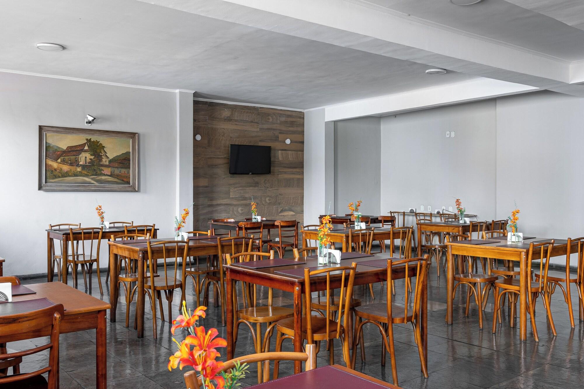 Restaurant Carlton Express - Antigo Plaza Hotel