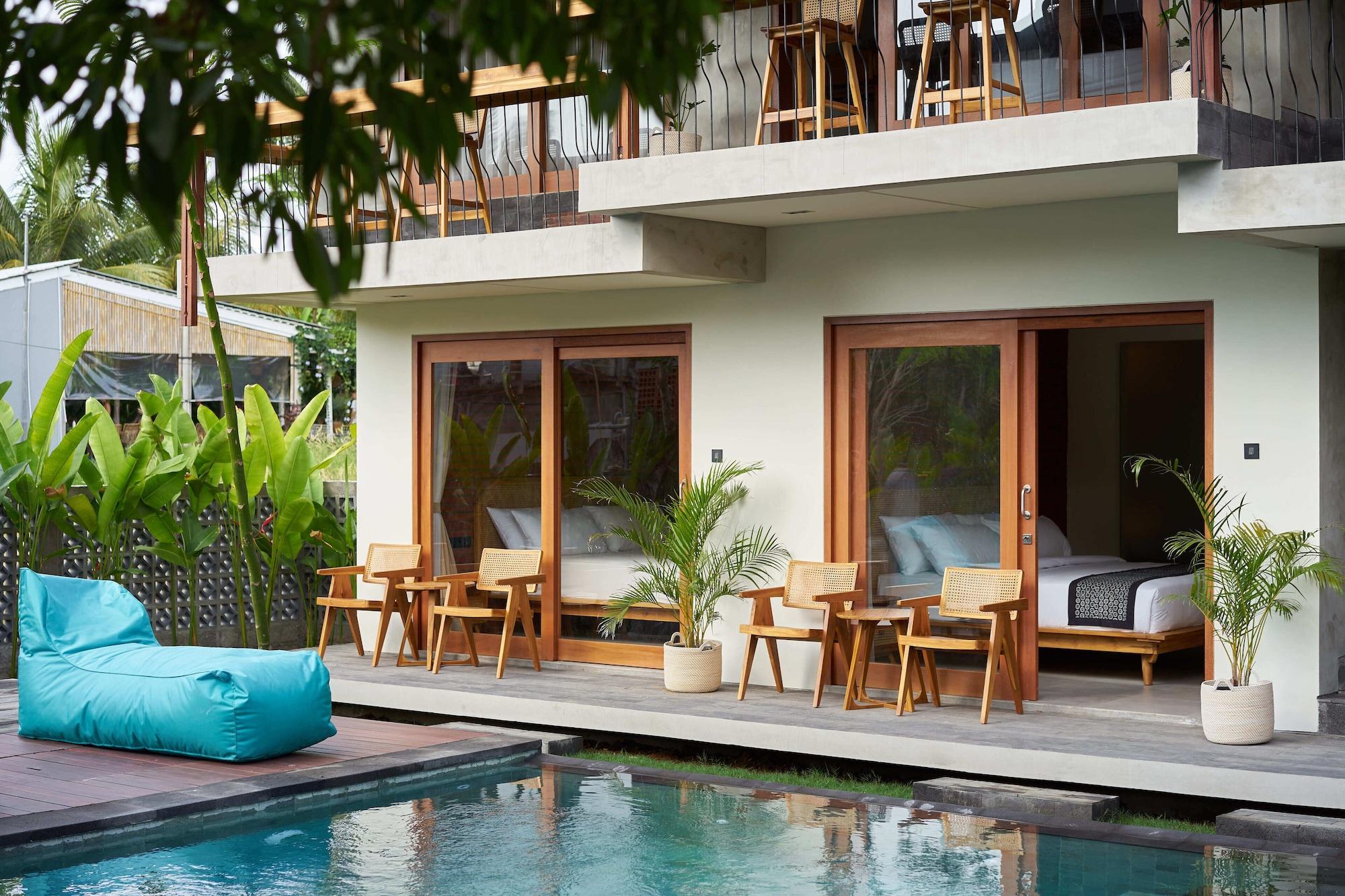 Vista Exterior Kubu Tropis