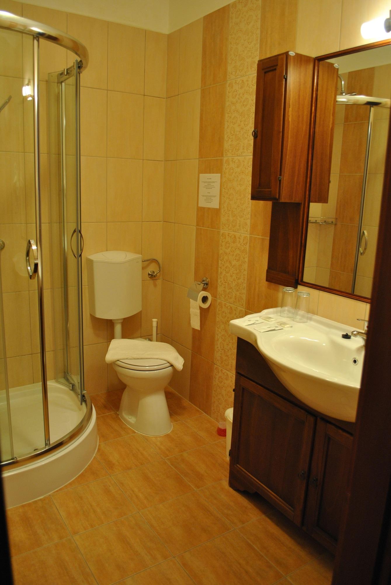 Equipamiento de Habitación Partium Hotel
