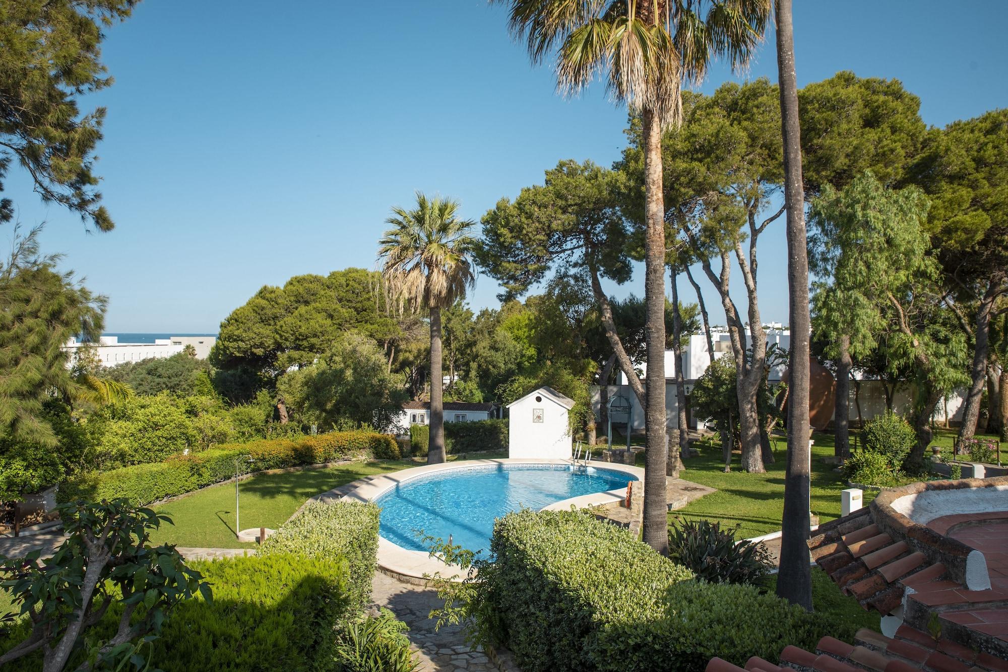 Vista Piscina Suites Cortijo Fontanilla