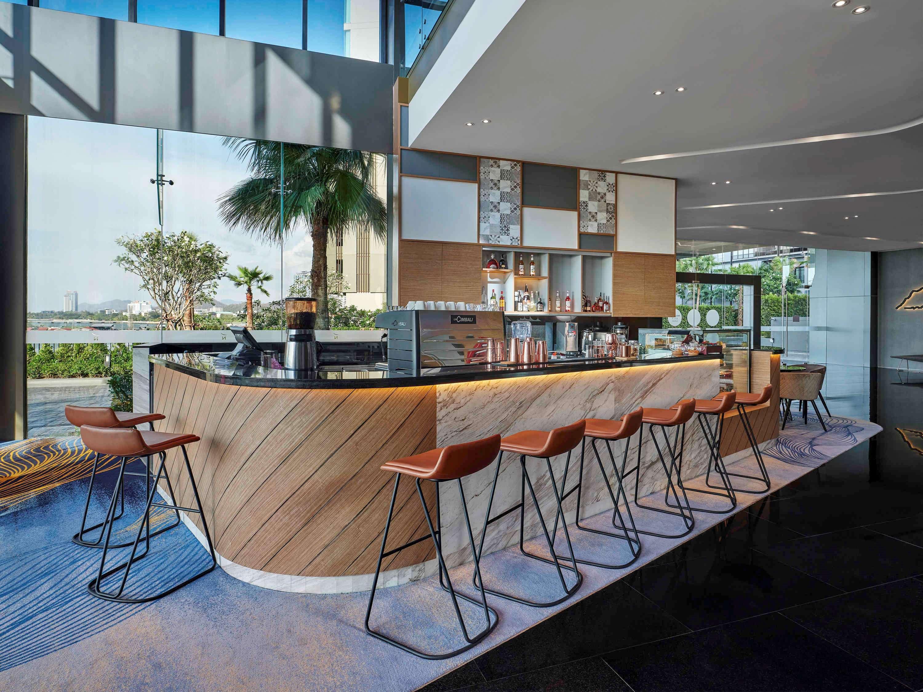 Bar/Salón Novotel Marina Sriracha & Koh Si Chang