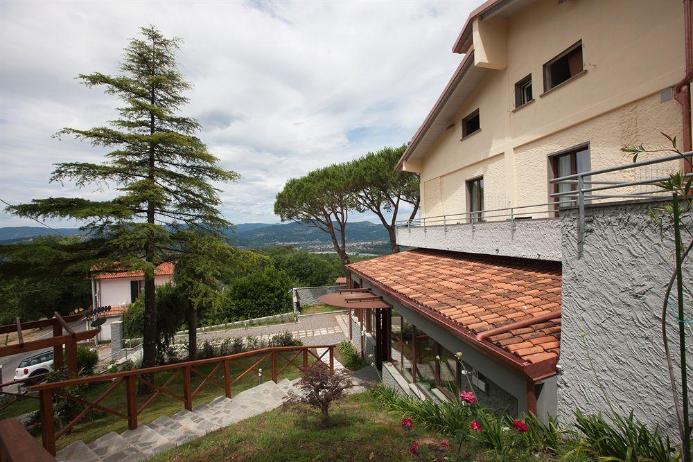 Varios Locanda La Trigola