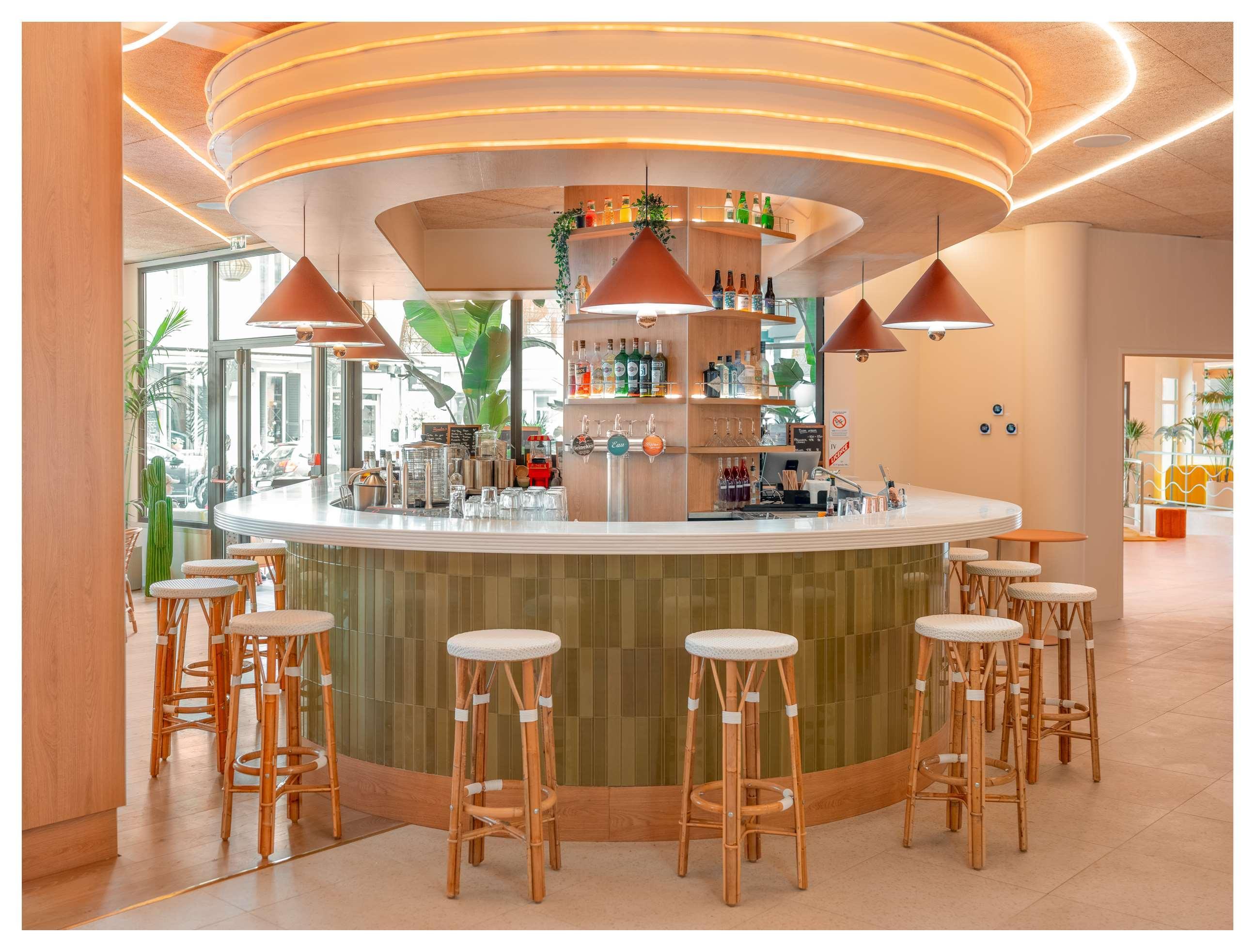Bar/Salón Nice Pam Hotel