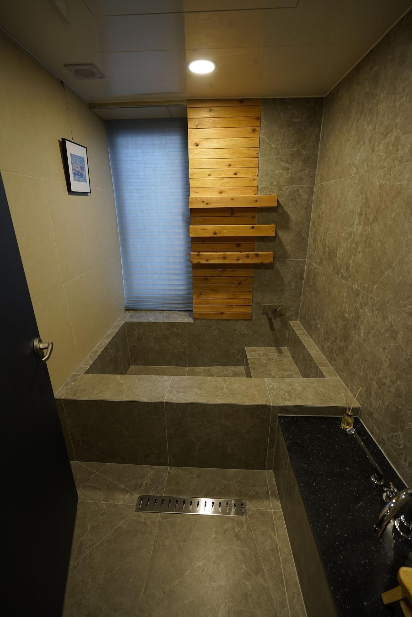Spa Artravel Myeongdong