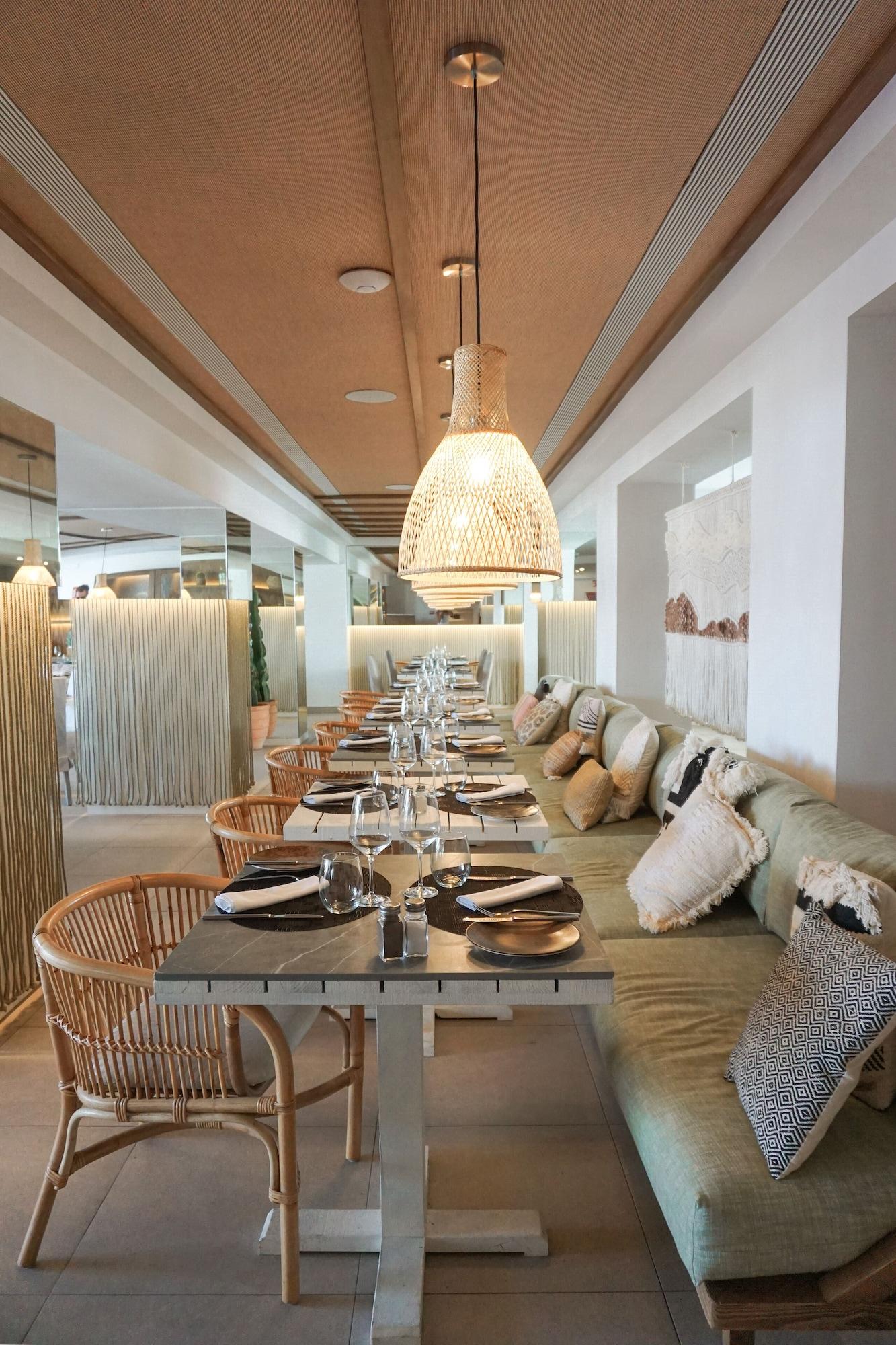 Restaurant Hoposa Pollentia - Adults Only