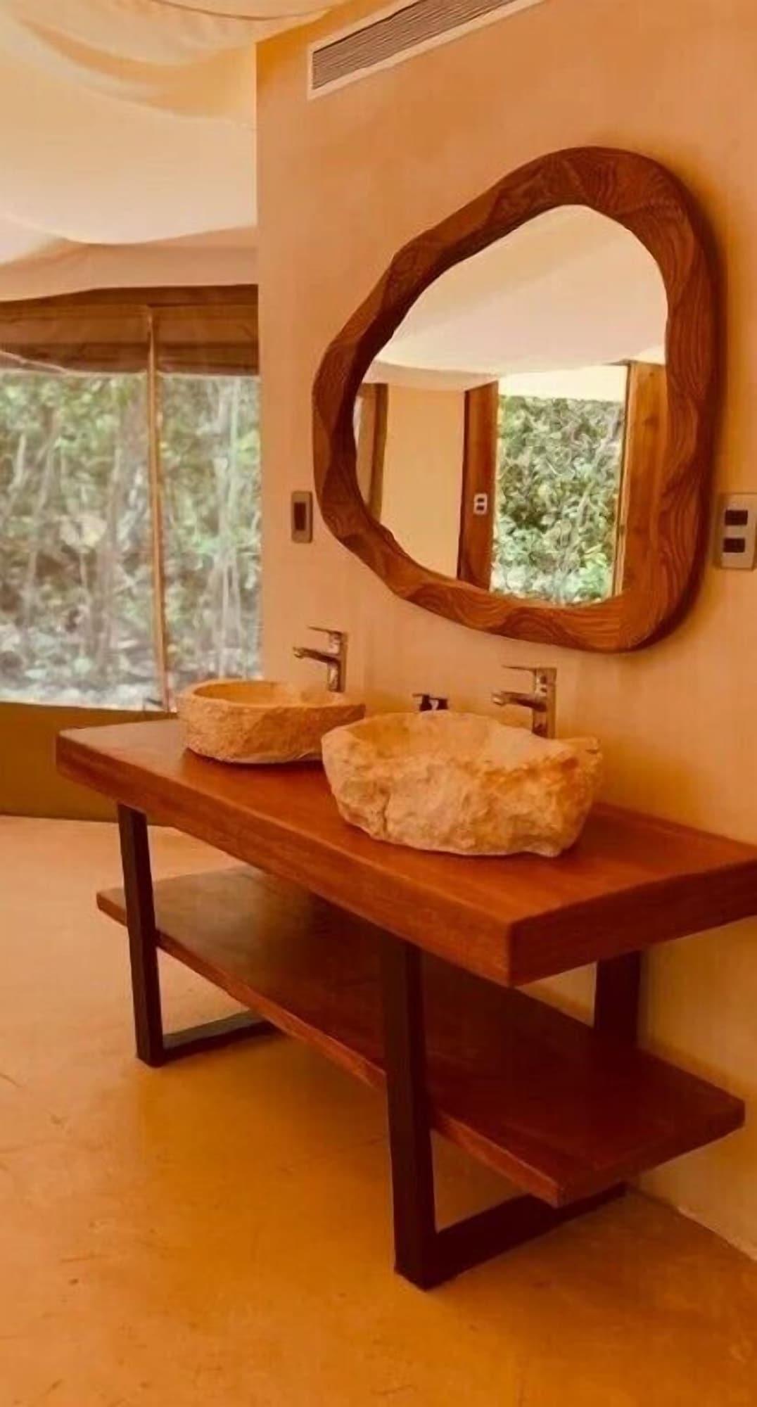 Equipamiento de Habitación LJs Chichikan Eco Luxury Retreat