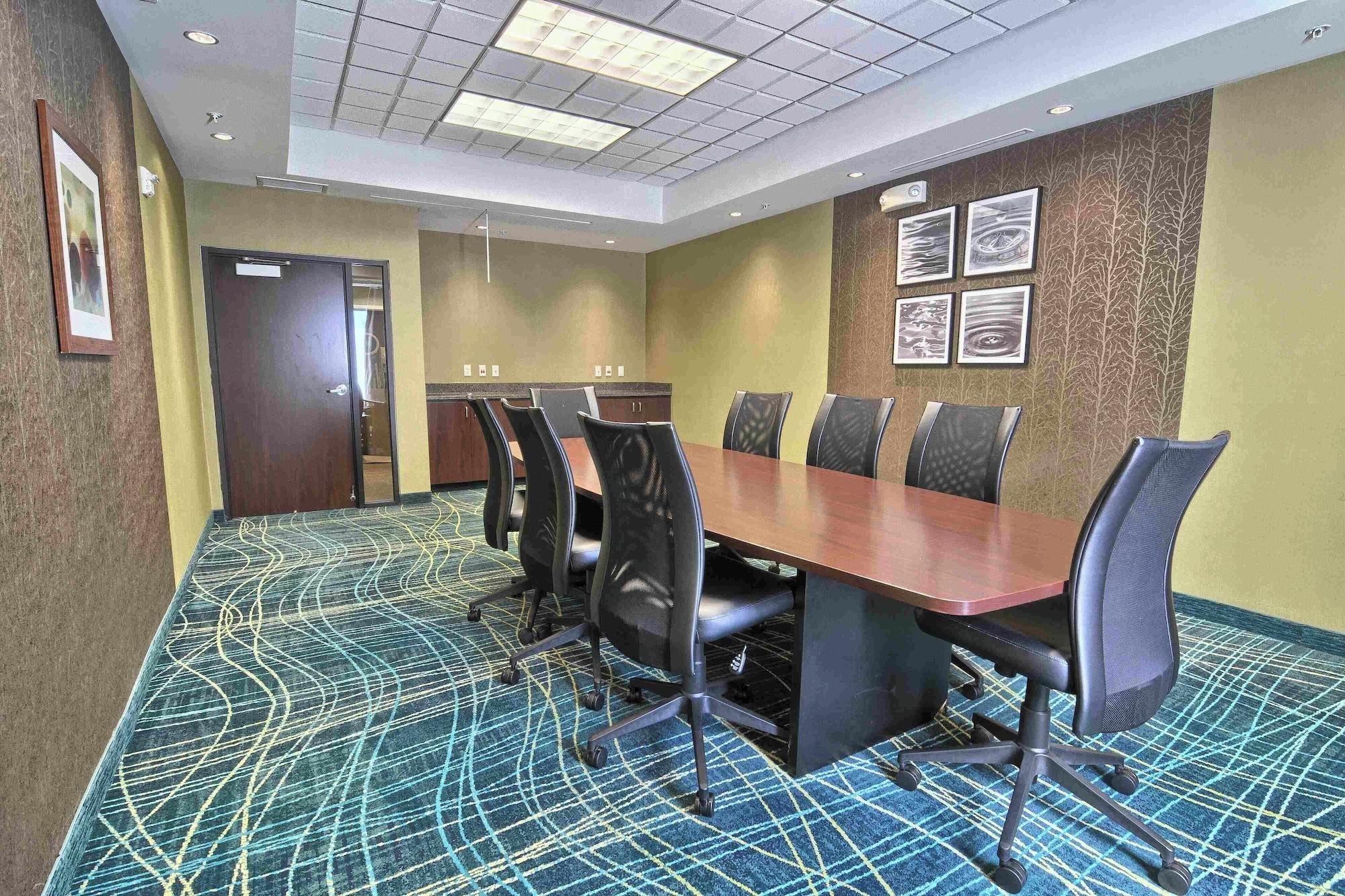 Sala de Reuniones SpringHill Suites Detroit Southfield