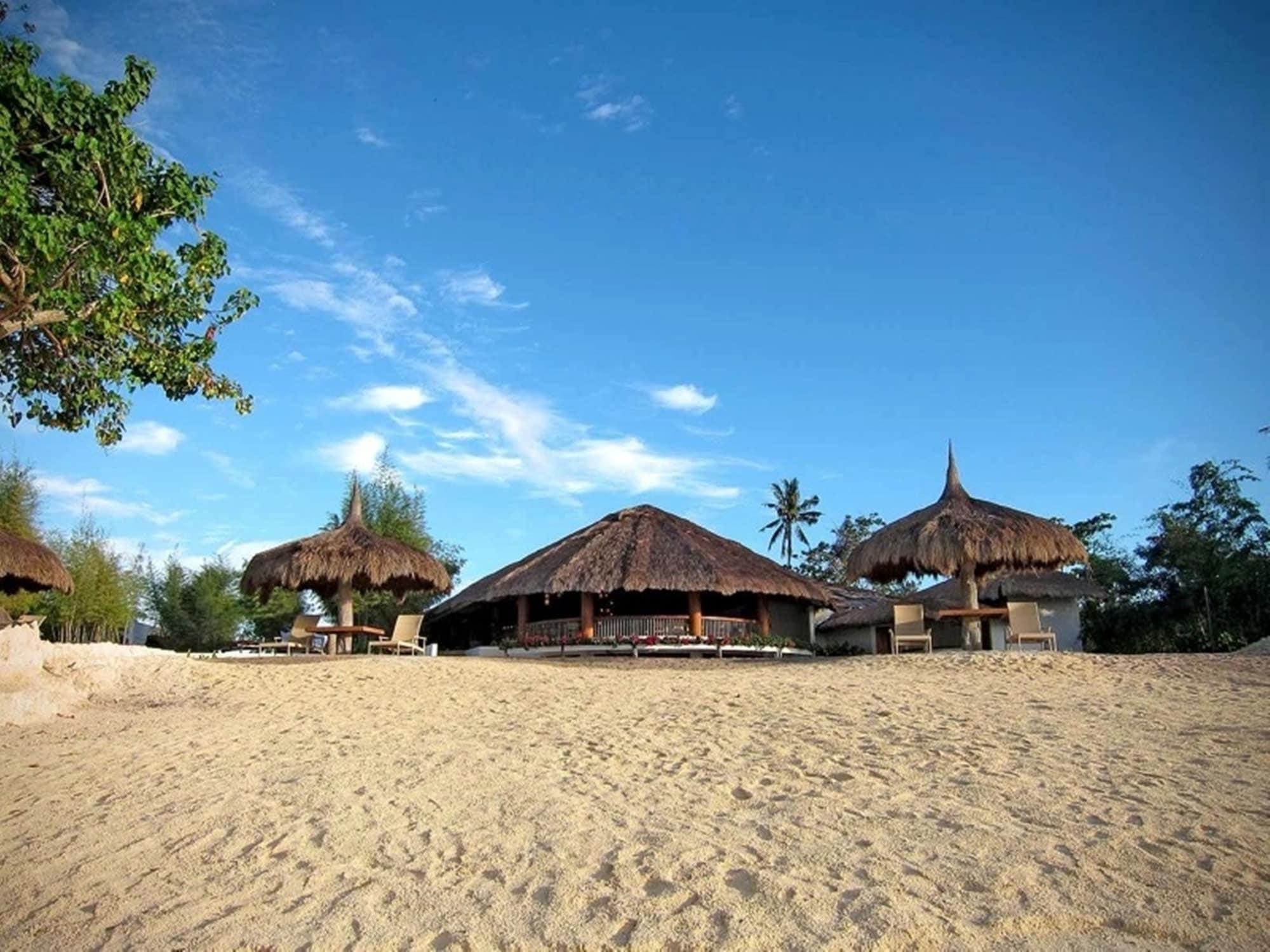 Playa Bluewater Panglao Beach Resort