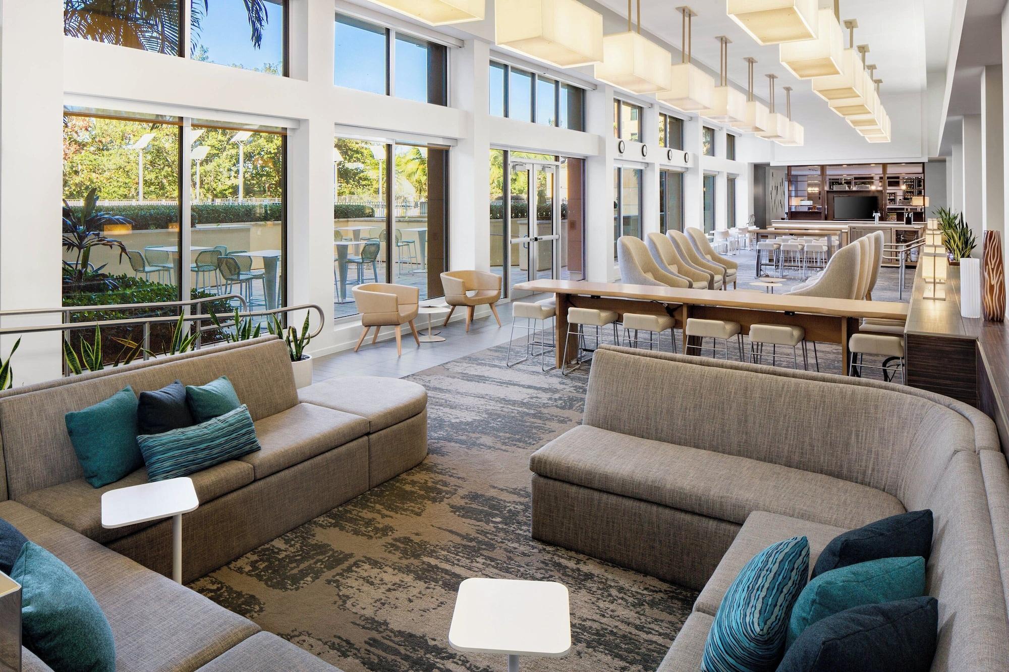 Vista Lobby Element Miami International Airport