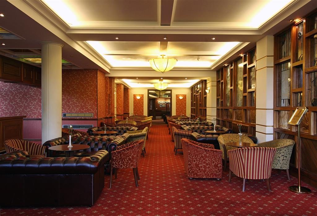 Bar/Salón Shap Wells Hotel