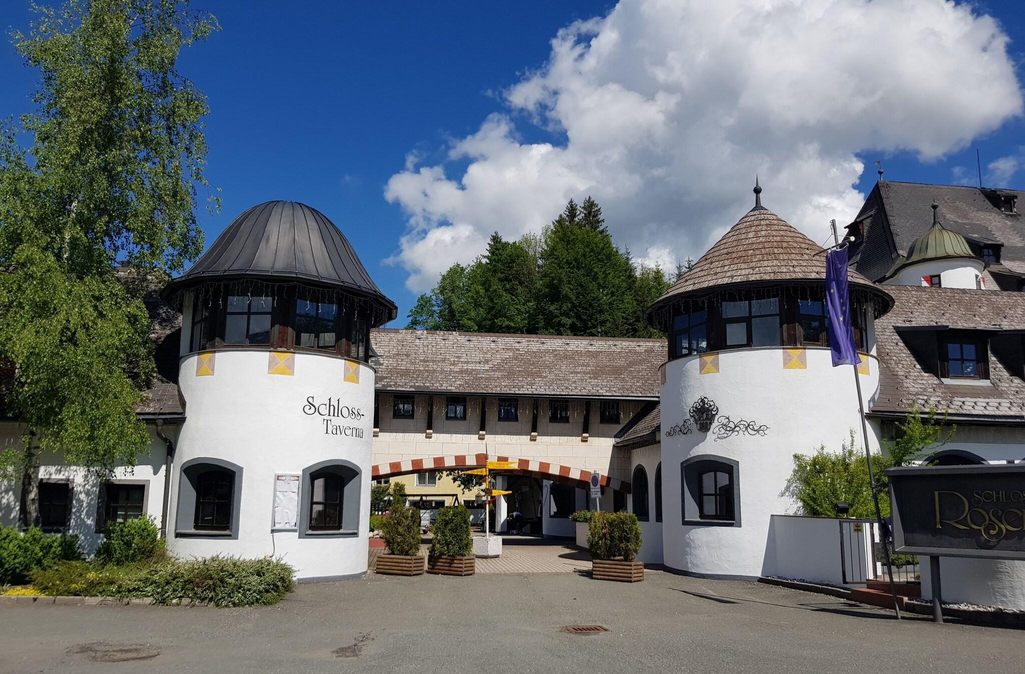 Vista Exterior Schlosshotel Rosenegg