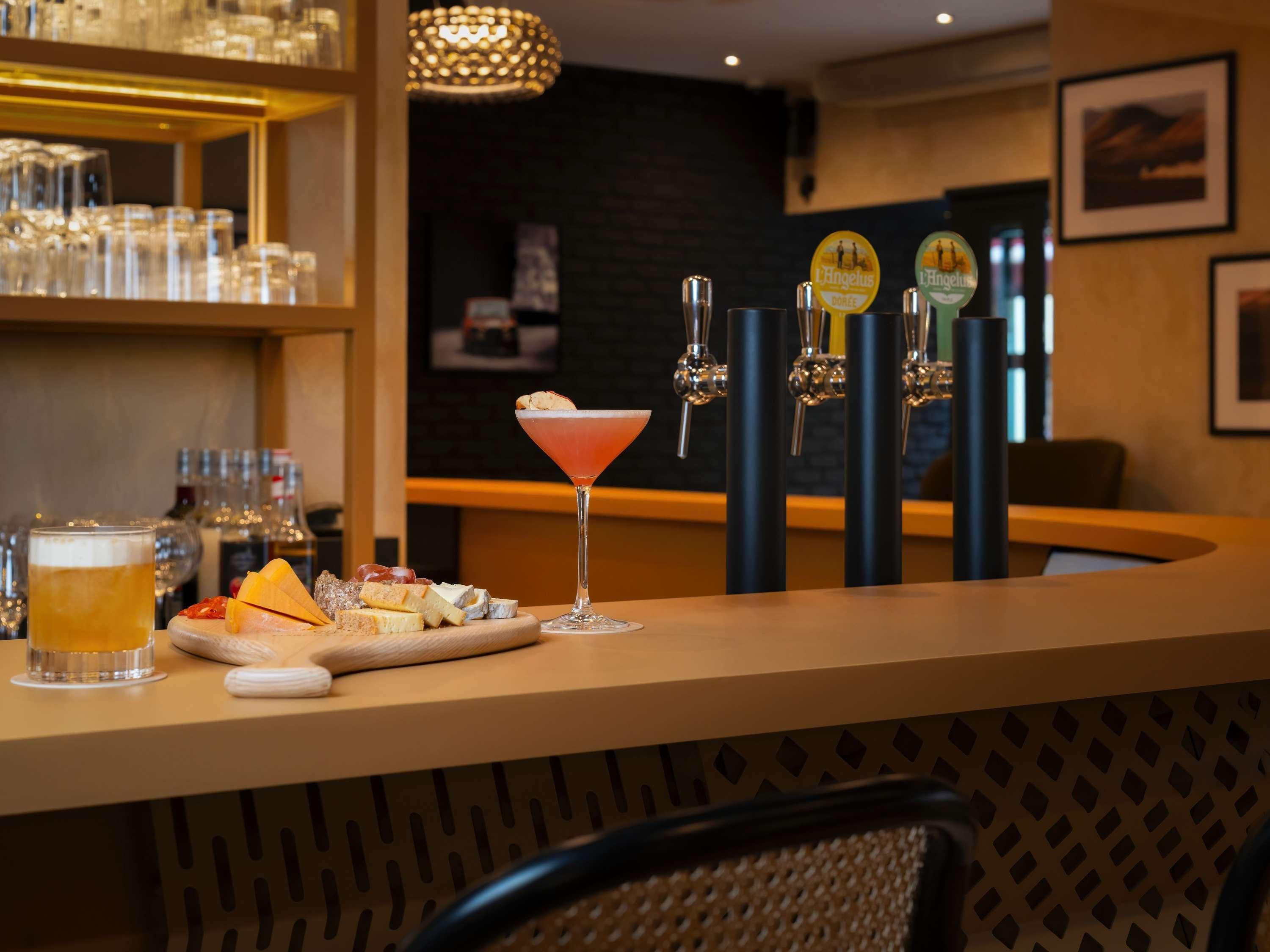 Bar/Salón Hotel Maison Louise Lille Centre - Handwritten Collection