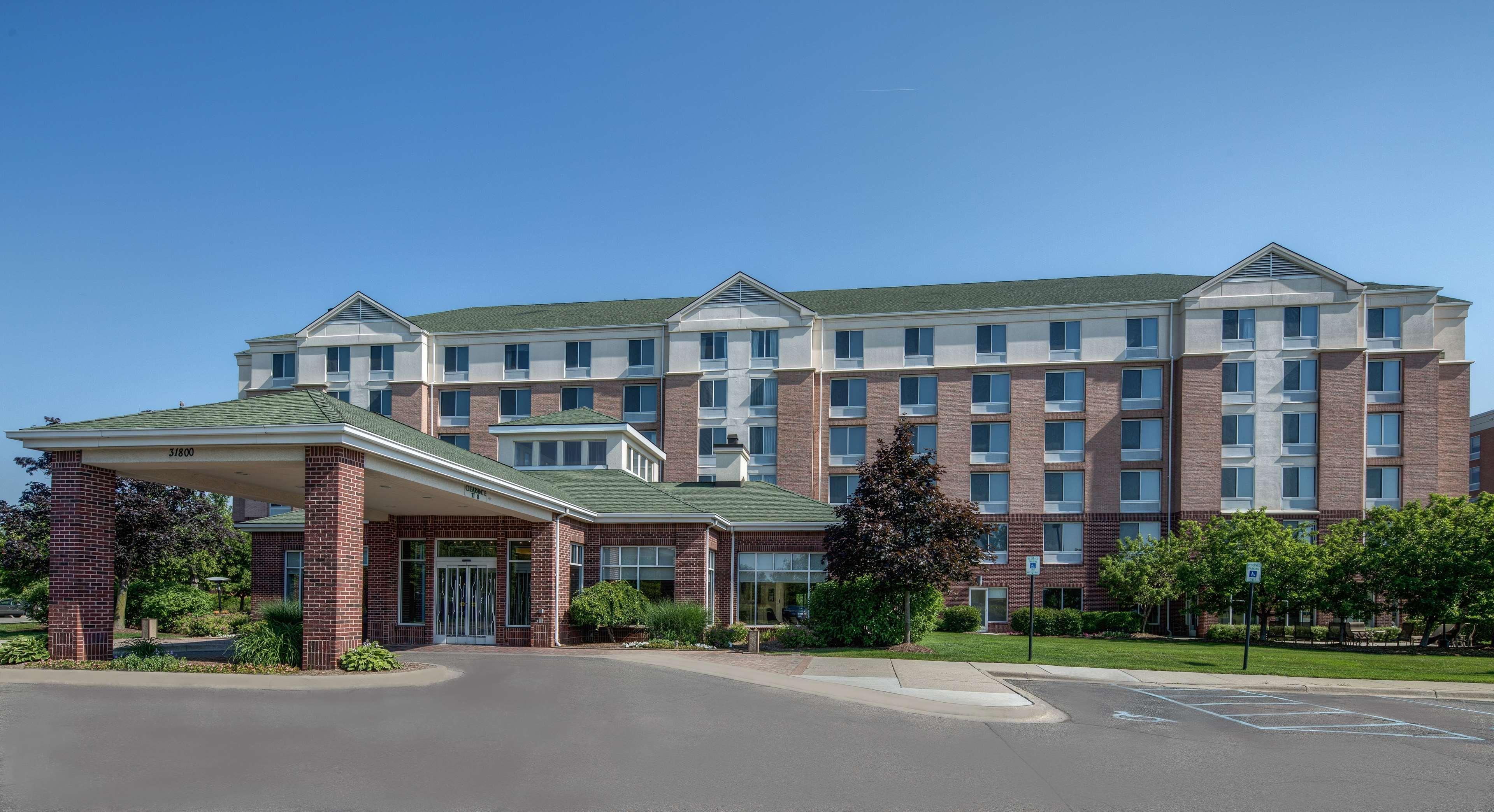 Vista Exterior Hilton Garden Inn Detroit Metro Airport