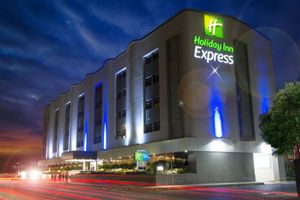 Alojamiento - Holiday Inn Express Mexico - Toreo by IHG