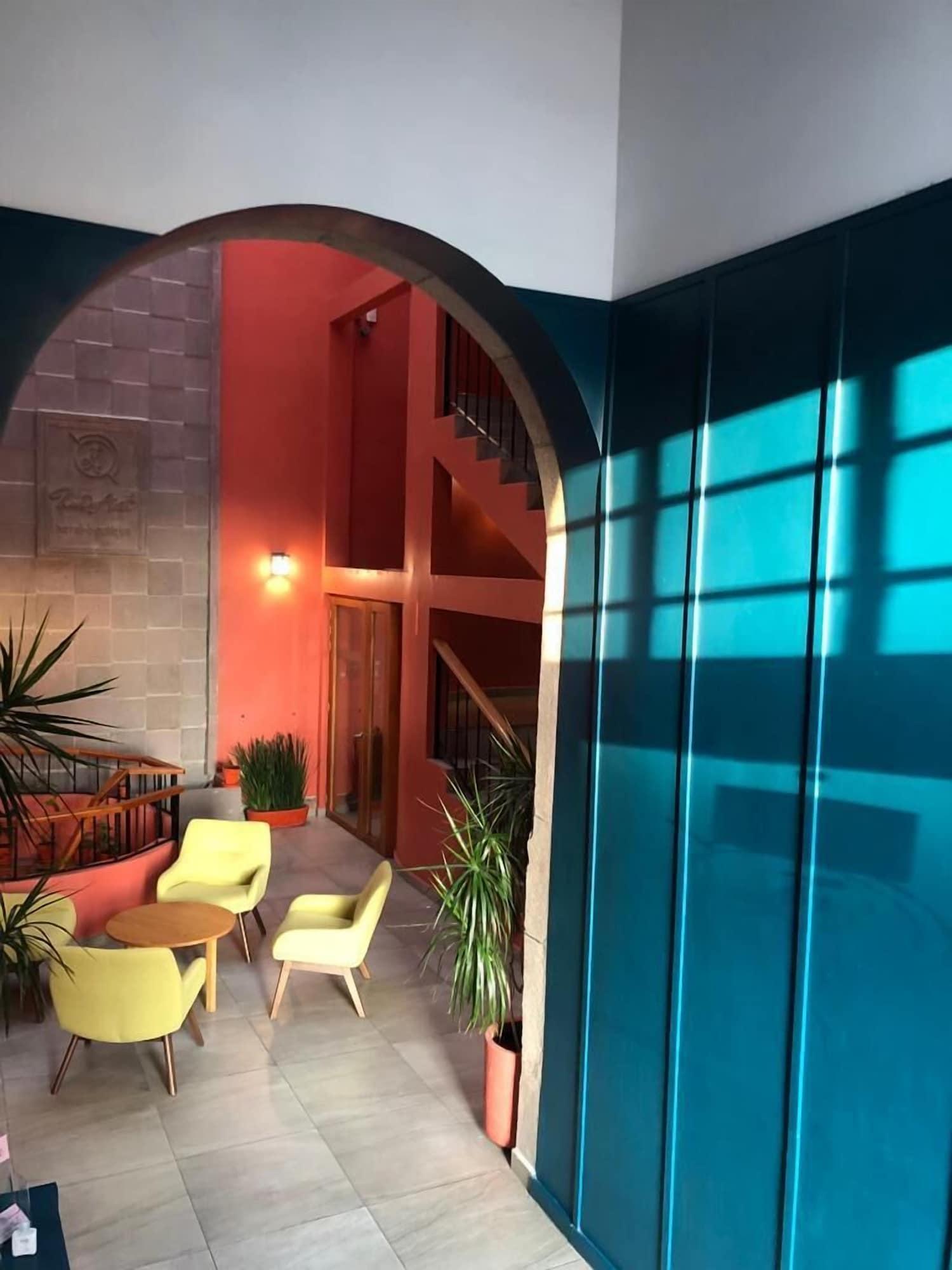 Vista Lobby Lu De Anda