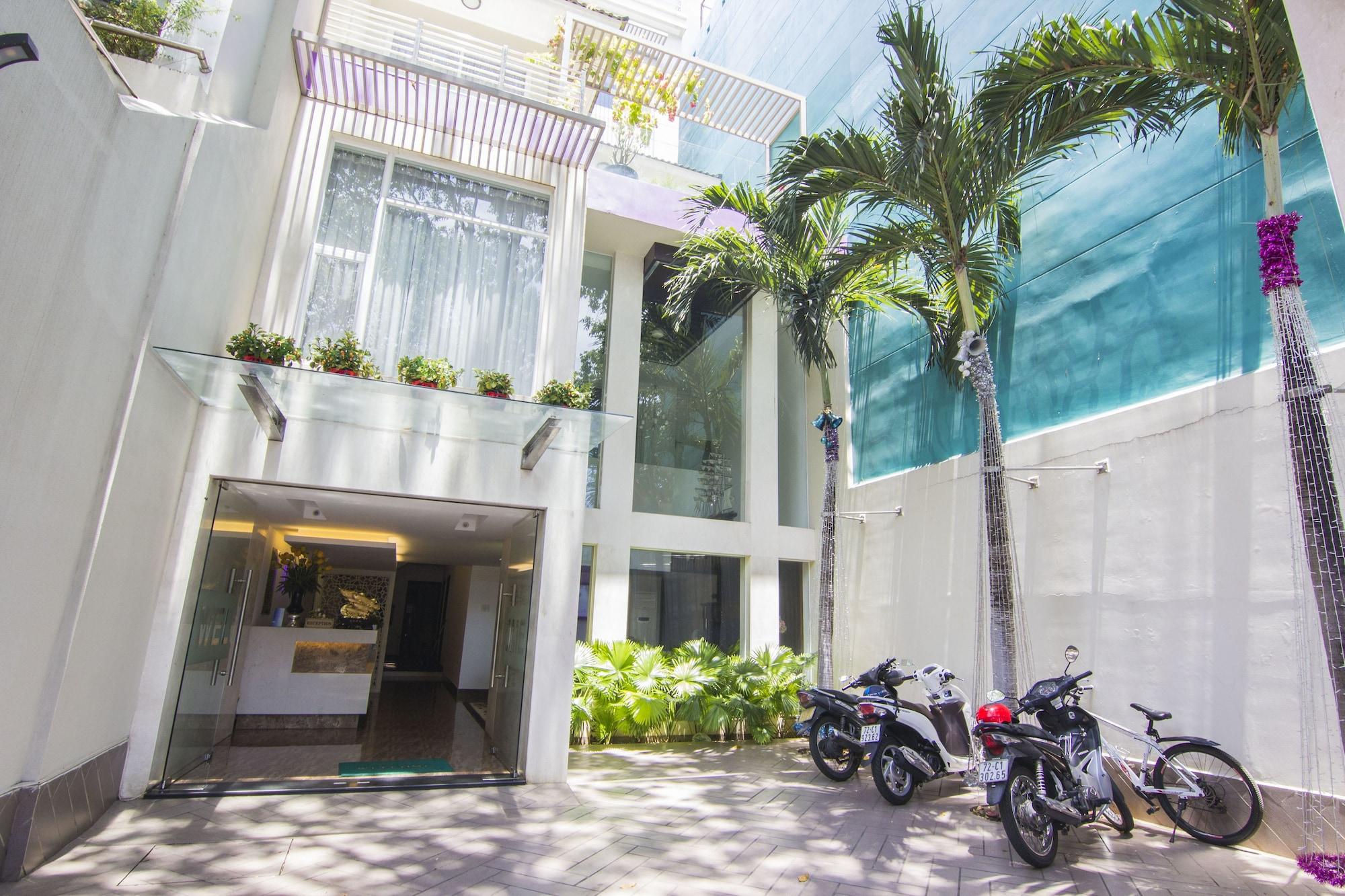 Varios Ngoc Linh Luxury Hotel