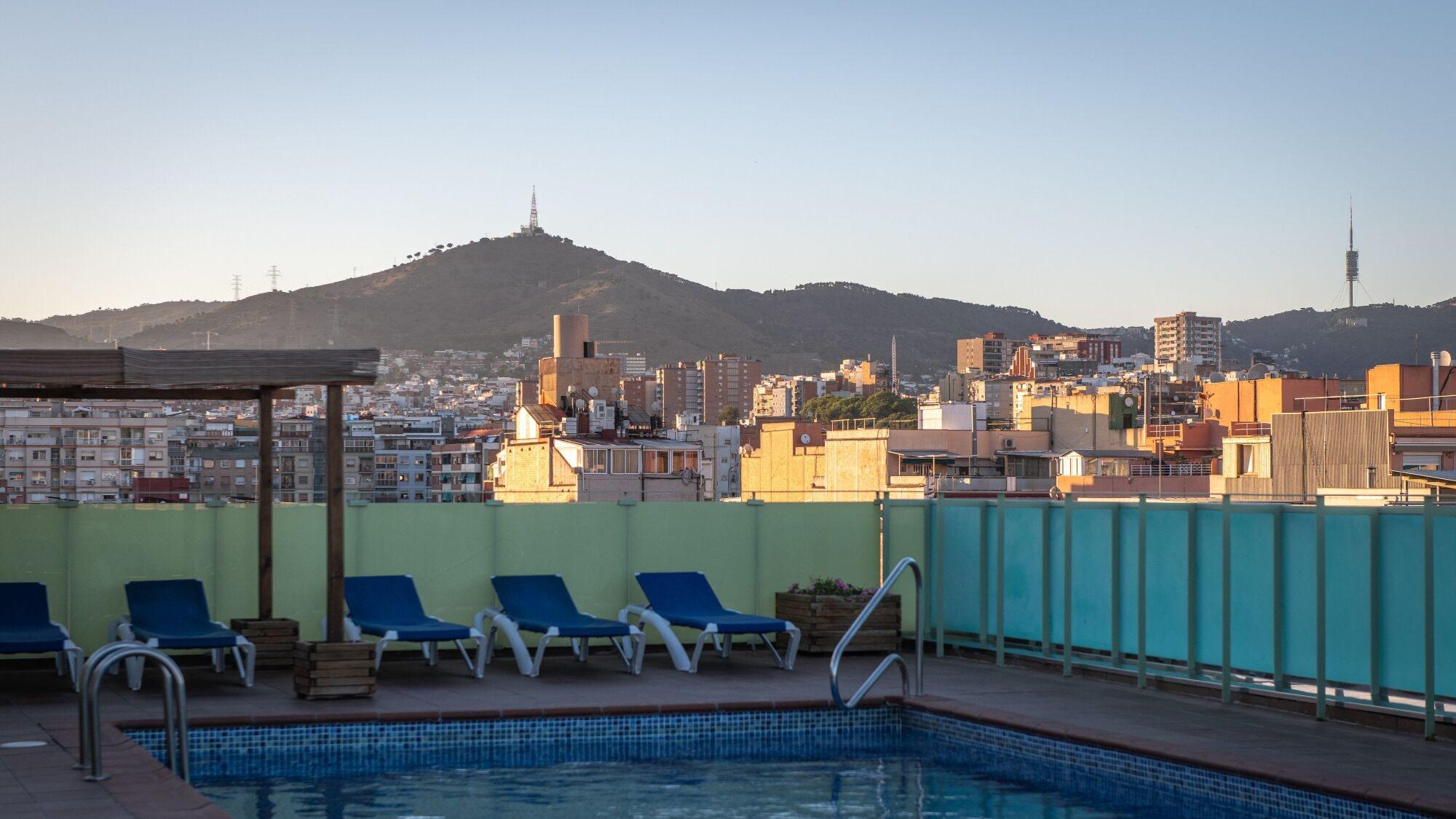 Vista Exterior Aparthotel Aura Park Fira Barcelona