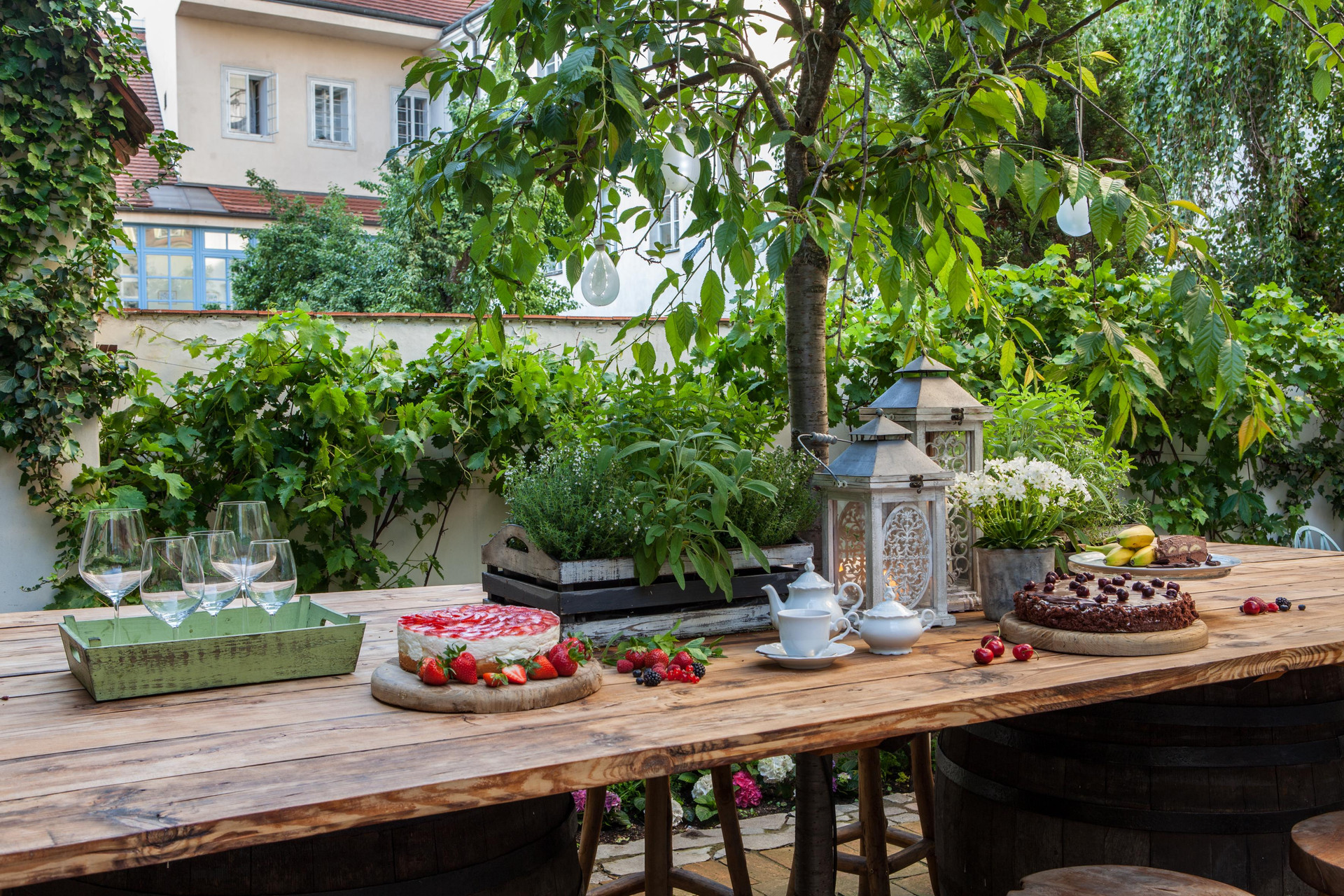 Restaurant Cathedral Prague Apartments