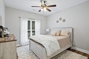 Alquiler Vacacional - Cozy lakefront home with beautiful views, fire pit & private dock.