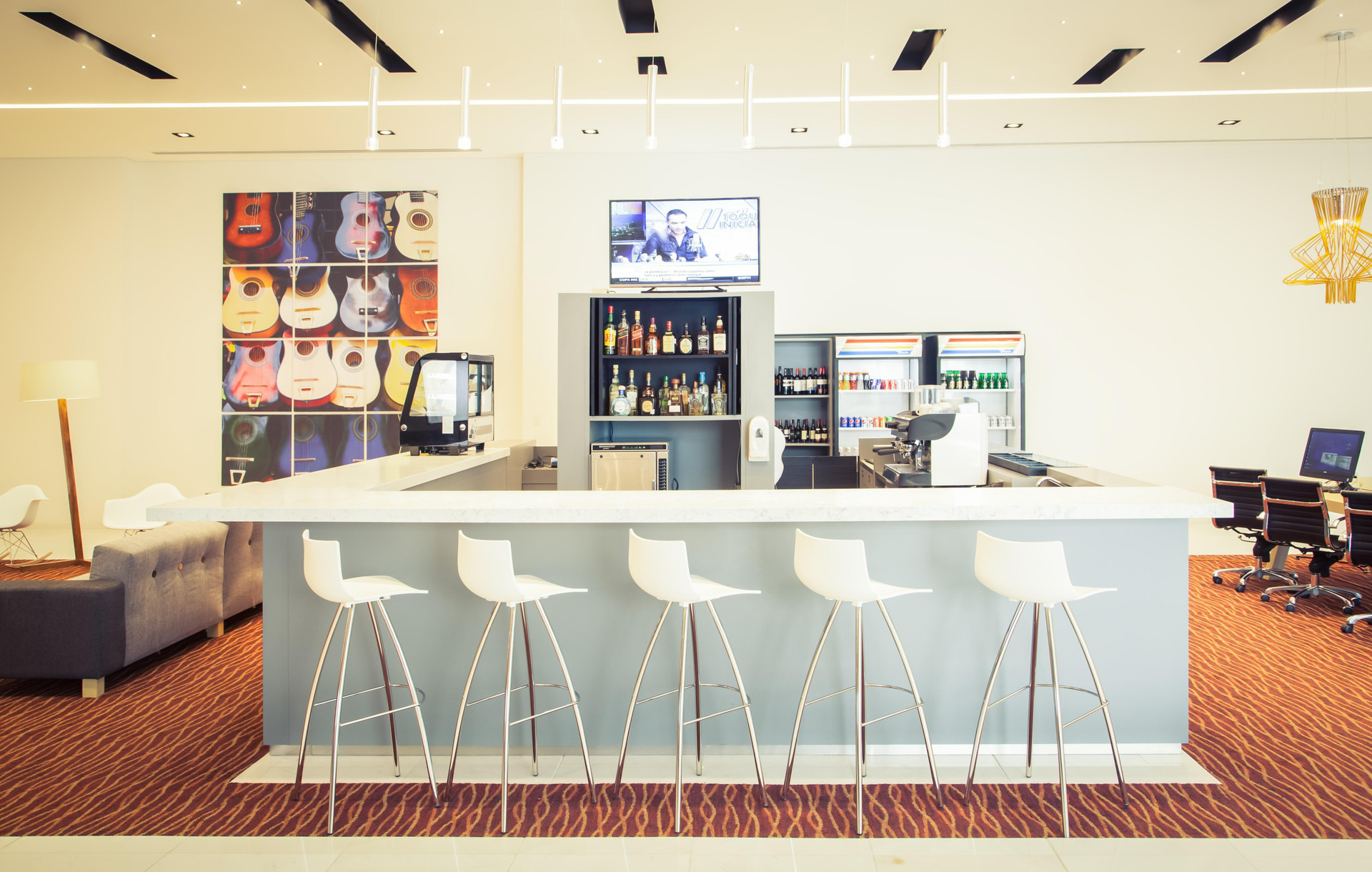 Bar/Salón Fiesta Inn Plaza Central Aeropuerto