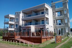 Alojamiento - La Frontera de Nueva Atlantis Apart de Mar